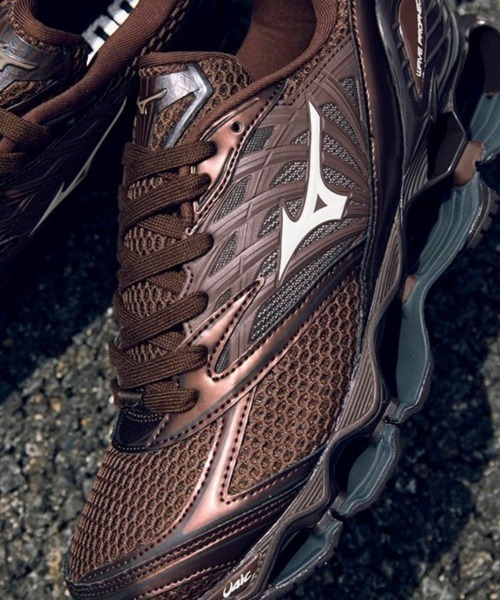 MIZUNO(ミズノ )の「MIZUNO WAVE PROPHECY LS(ミズノ ウエーブプロフェシー LS)(スニーカー・メンズ・ネイビー系/ブラウン系・23cm/23.5cm/24cm/24.5cm/25cm/25.5cm/26cm/26.5cm/27cm/27.5cm/28cm/28.5cm/29cm/30cm)」の16枚目の写真