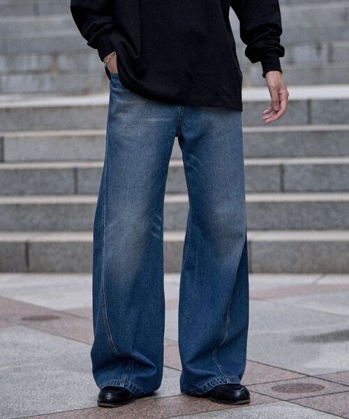 CRAFT STANDARD BOUTIQUE(クラフトスタンダードブティック)の「カーブフレアデニムパンツ(デニムパンツ・メンズ・インディゴブルー/ライトインディゴブルー/グレー・S/M/L)」の3枚目の写真