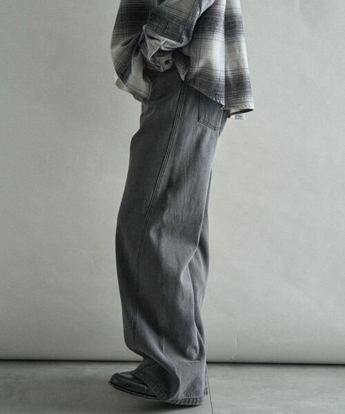 CRAFT STANDARD BOUTIQUE(クラフトスタンダードブティック)の「カーブフレアデニムパンツ(デニムパンツ・メンズ・インディゴブルー/ライトインディゴブルー/グレー・S/M/L)」の22枚目の写真