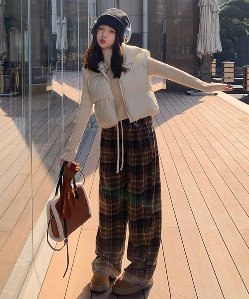 DAY CLOSET(デイ クローゼット)の「レディース 長袖ハイネックマンテルリブニットトップス(ニット/セーター・レディース・ピンク系その他/ホワイト/アイボリー/ブラック・FREE)」の22枚目の写真