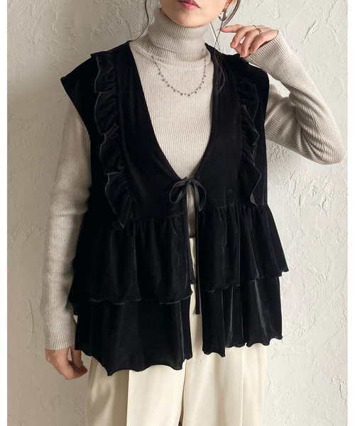 She's Closet（シーズクローゼット）の「深Vネックベロアティアードフリルリボンベスト（ベスト・レディース・ブラック/ブラウン・FREE）」の20枚目の写真