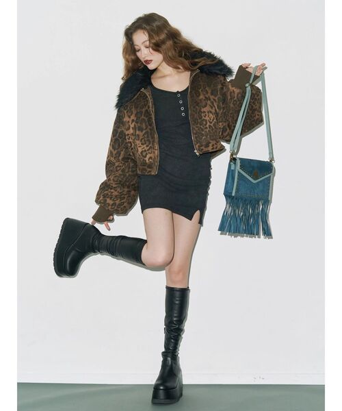 EVRIS（エヴリス）の「ヘンリーネックカットミニワンピース（ワンピース・レディース・グレー/ブラック/その他1・FREE）」の13枚目の写真