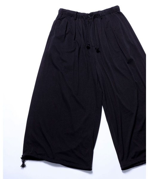 Ruze（ルゼ）の「12 tuck easy wide pants / 12タック イージー ワイドパンツ（その他パンツ・メンズ・ブラック・FREE）」の14枚目の写真