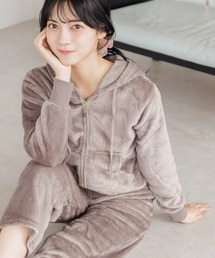 Dita（ディータ）の「刺繍入りソフトマイクロパーカー×パンツセット（ルームウェア/パジャマ）」