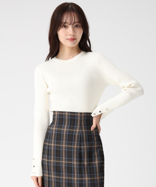 31 Sons de mode（トランテアン　ソン　ドゥ　モード）の「2025秋冬新作 袖スリットボタンリブニット（ニット/セーター・レディース・イエロー/オフホワイト/ライトブルー/チャコールグレー・ﾌﾘ-）」の10枚目の写真