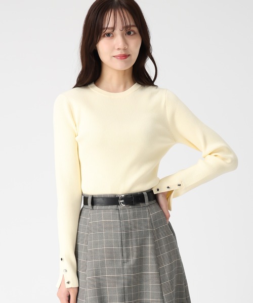 31 Sons de mode（トランテアン　ソン　ドゥ　モード）の「2025秋冬新作 袖スリットボタンリブニット（ニット/セーター・レディース・イエロー/オフホワイト/ライトブルー/チャコールグレー・ﾌﾘ-）」の8枚目の写真