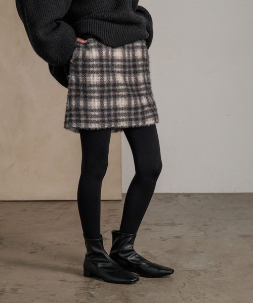 LOWRYS FARM（ローリーズファーム）の「フェザーミニスカート　589591（スカート・レディース・ブラウン/グレー・MEDIUM/LARGE）」の19枚目の写真