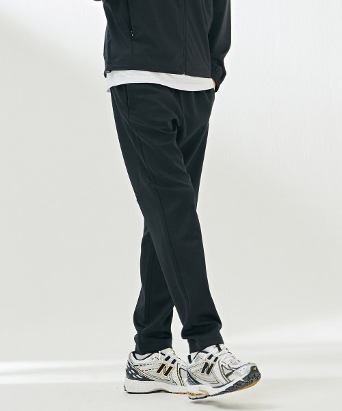 CHASECULT(チェイスカルト)の「男性クッション地ウォームアップパンツ-DAZK7203B03(スウェットパンツ・メンズ・ブラック・82/70/76/92/96/86)」の5枚目の写真