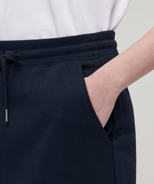 MUSINSA STANDARD WOMAN（ムシンサスタンダードウーマン）の「ウィメンズフラットテリースウェットロングスカート[ネイビー]（スカート・レディース・その他・X-SMALL/SMALL/MEDIUM/LARGE）」の6枚目の写真