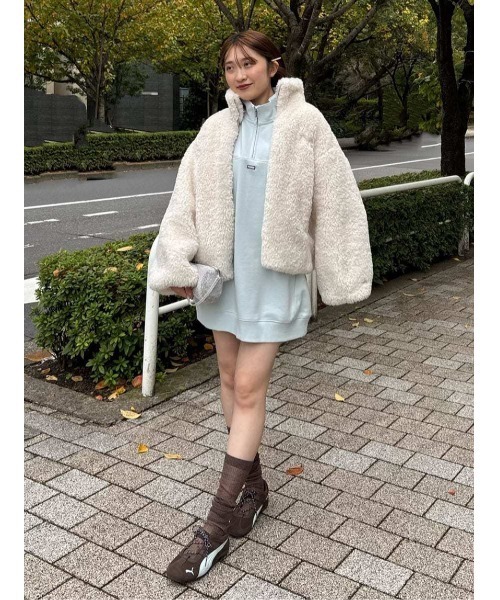 SNIDEL(スナイデル)の「【SNIDEL×PUMA】エコファーブルゾン(ブルゾン・レディース・ホワイト・S)」の18枚目の写真