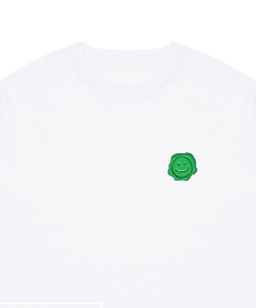 GRAVER（グレーバー）の「[ユニセックス]グリーンシーリング スモールドローイングスマイル 半袖Tシャツ_ホワイト（Tシャツ/カットソー・レディース・ホワイト・X-LARGE/SMALL/MEDIUM/LARGE）」の4枚目の写真