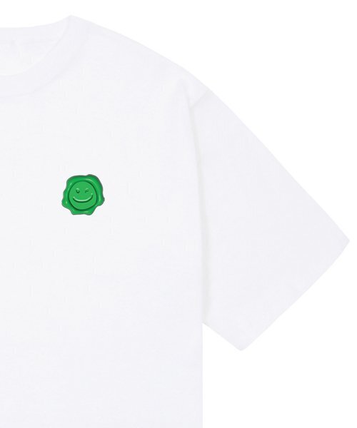 GRAVER（グレーバー）の「[ユニセックス]グリーンシーリング スモールドローイングスマイル 半袖Tシャツ_ホワイト（Tシャツ/カットソー・レディース・ホワイト・X-LARGE/SMALL/MEDIUM/LARGE）」の5枚目の写真