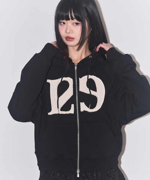 129 Logo Patch Hooded Zip-Up（パーカー）｜ILLIGO（イリゴ）の