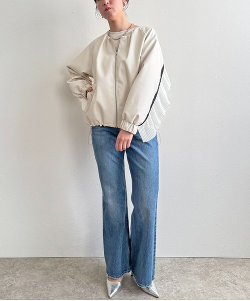 LHELBIE（レルビエ）の「バックプリーツ合皮ブルゾン（ブルゾン・レディース・ブラウン/オフホワイト/ブラック・M）」の15枚目の写真