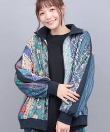 チチカカ（チチカカ）の「ファブリックプリント＆ブラックジャケット（ブルゾン）」