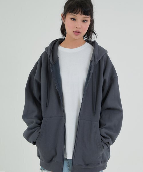 ACOVER(オコボ)の「オーバーサイズフードジップアップ 4カラー(パーカー・レディース・チャコールグレー/ブラック/グレー/クリーム/チャコール/ブラック系その他2/グレー系その他2/アイボリー系・FREE)」の13枚目の写真