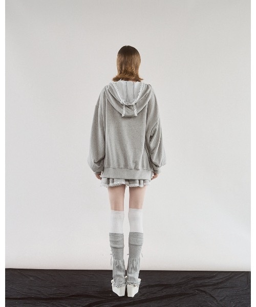 lilLilly（リルリリー）の「レースビッグフーディー（パーカー・レディース・ブラック/グレー・FREE）」の5枚目の写真