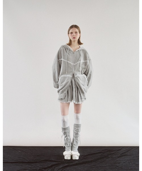 lilLilly（リルリリー）の「レースビッグフーディー（パーカー・レディース・ブラック/グレー・FREE）」の6枚目の写真