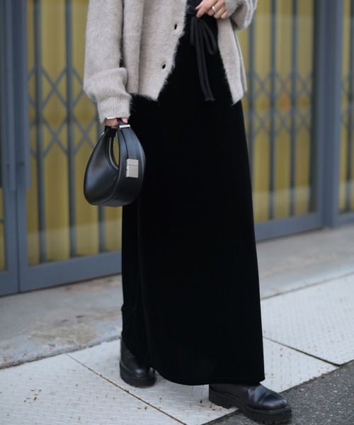 Marient（マリエント）の「ベロアロングSK（スカート・レディース・ダークブラウン/ブラック・FREE）」の13枚目の写真
