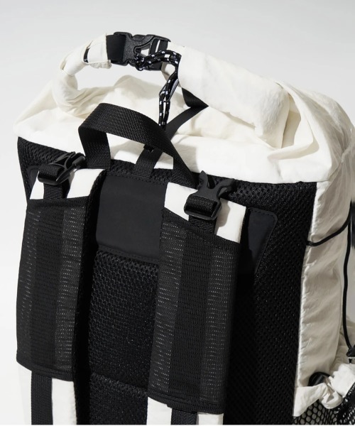 COBMASTER(コブマスター)の「COBMASTER/コブマスター CSR LANDSCAPE ROLLTOP PACK(バックパック/リュック・メンズ・グレー/ブラック・FREE)」の14枚目の写真