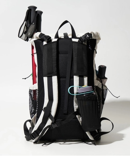 COBMASTER(コブマスター)の「COBMASTER/コブマスター CSR LANDSCAPE ROLLTOP PACK(バックパック/リュック・メンズ・グレー/ブラック・FREE)」の22枚目の写真