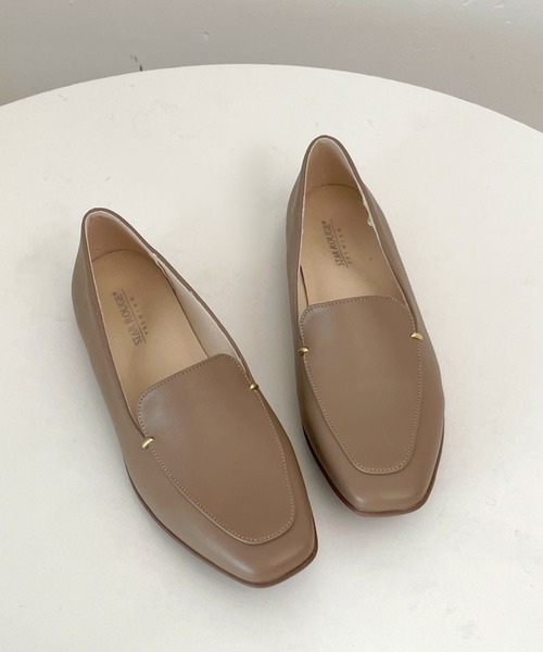 Shoes in Closet（シューズインクローゼット）の「【やわらか 軽い】スクエアトゥ シンプル フラット ローファー 3028（パンプス・レディース・ブラウン系9/ブラック・24.0cm/23.5cm/23.0cm/22.5cm/24.5cm/25.0cm/22.0cm）」の6枚目の写真