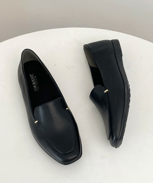 Shoes in Closet（シューズインクローゼット）の「【やわらか 軽い】スクエアトゥ シンプル フラット ローファー 3028（パンプス・レディース・ブラウン系9/ブラック・24.0cm/23.5cm/23.0cm/22.5cm/24.5cm/25.0cm/22.0cm）」の4枚目の写真