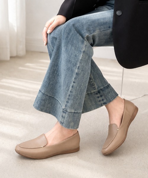 Shoes in Closet（シューズインクローゼット）の「【やわらか 軽い】スクエアトゥ シンプル フラット ローファー 3028（パンプス・レディース・ブラウン系9/ブラック・24.0cm/23.5cm/23.0cm/22.5cm/24.5cm/25.0cm/22.0cm）」の22枚目の写真