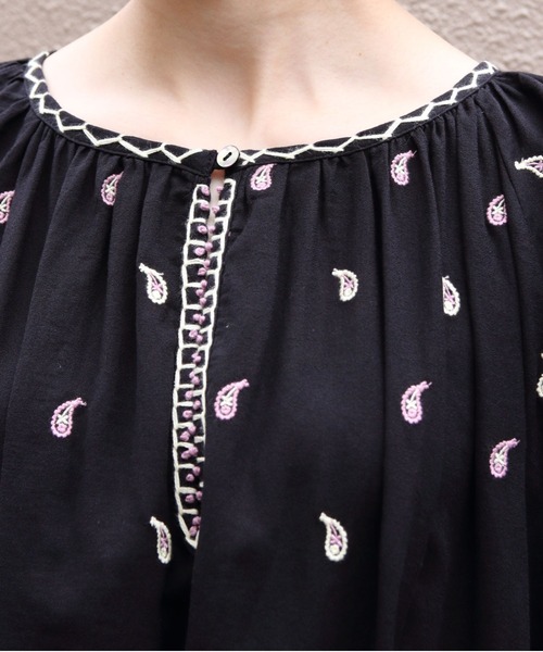 THE SHINZONE(ザ シンゾーン)の「THE SHINZONE/シンゾーン ペイズリー刺繍ドレス PAISLEY EMBROIDERED DRESS 26MMSOP02(ワンピース・レディース・ナチュラル/ブラック・FREE)」の3枚目の写真