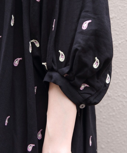 THE SHINZONE(ザ シンゾーン)の「THE SHINZONE/シンゾーン ペイズリー刺繍ドレス PAISLEY EMBROIDERED DRESS 26MMSOP02(ワンピース・レディース・ナチュラル/ブラック・FREE)」の5枚目の写真