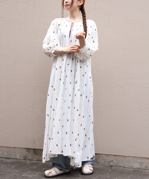 THE SHINZONE(ザ シンゾーン)の「THE SHINZONE/シンゾーン ペイズリー刺繍ドレス PAISLEY EMBROIDERED DRESS 26MMSOP02(ワンピース・レディース・ナチュラル/ブラック・FREE)」の13枚目の写真