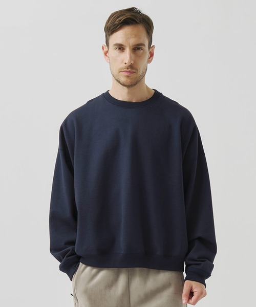 markaware(マーカウェア)の「【MARKAWARE/マーカウェア】HUGE SHORT SWEAT/スラックスに合う,360度美シルエットショートスウェット(スウェット・メンズ・ダークグレー/ダークネイビー・2/1)」の7枚目の写真