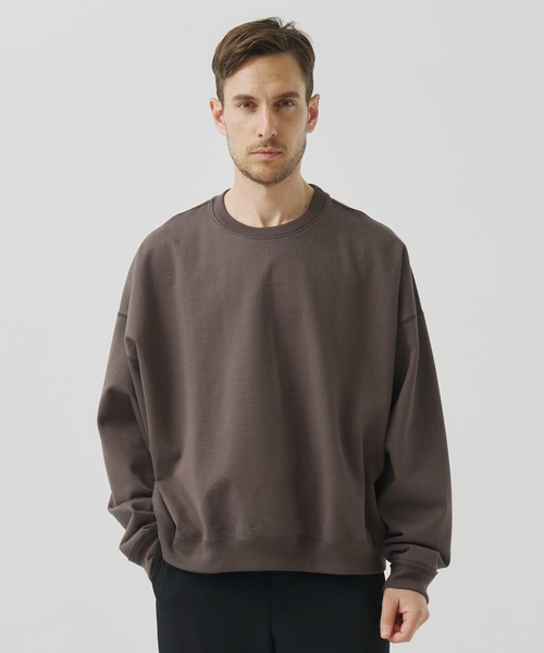 markaware(マーカウェア)の「【MARKAWARE/マーカウェア】HUGE SHORT SWEAT/スラックスに合う,360度美シルエットショートスウェット(スウェット・メンズ・ダークグレー/ダークネイビー・2/1)」の13枚目の写真