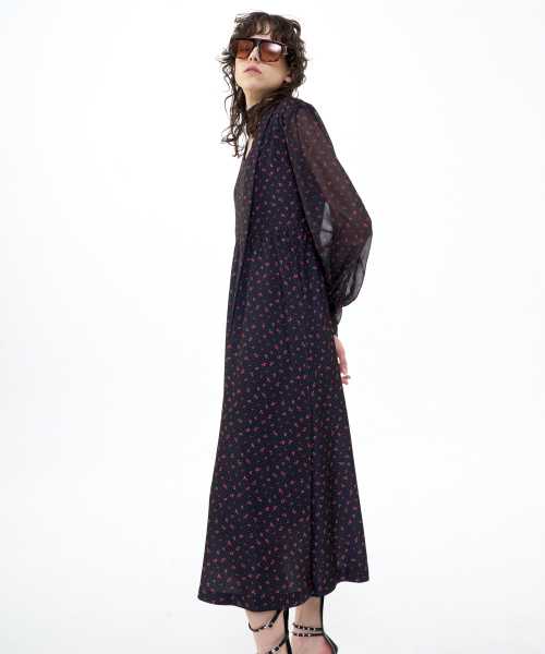 B QUIET(ビークワイエット)の「MAXI TIE NECK DRESS_BLACK RED(ワンピース・レディース・その他・MEDIUM/SMALL)」の3枚目の写真