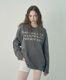 MIHEV（ミヘブ）の「[ユニセックス] スローガンオーバーサイズロングスリーブチャコール（Tシャツ/カットソー）」