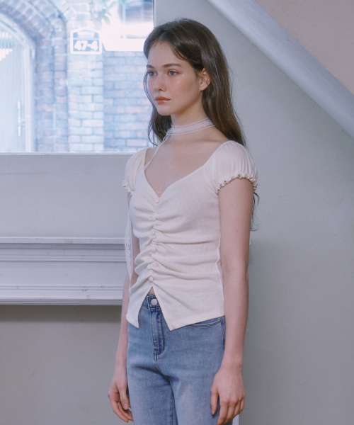 LULUCHOU（ルルシュ）の「Lovely puff sleeve blouse - CREAM（シャツ/ブラウス・レディース・アイボリー・FREE）」の4枚目の写真
