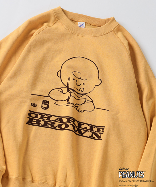 Vintage PEANUTS(ビンテージピーナッツ)の「PEANUTS / ピーナッツ 別注 FANTASY A&G INC プリントスウェット WINTER(スウェット・メンズ・ブルー/ネイビー/ブラック/グレー/マスタード・LARGE/MEDIUM/X-LARGE)」の1枚目の写真