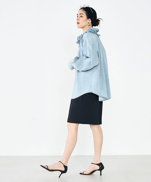 Rie Miller（リエミラー）の「【RM denim】フリルギャザーデニムブラウス（シャツ/ブラウス・レディース・ブルー系その他7/インディゴブルー・FREE）」の5枚目の写真