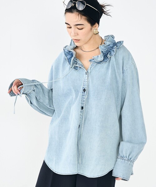 RM denim】フリルギャザーデニムブラウス(シャツ/ブラウス)|Rie RM denim】フリルギャザーデニムブラウス(シャツ/ブラウス)|Rie