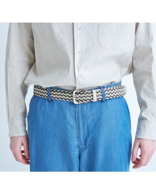 MEN'S BIGI(メンズビギ)の「レザーミックス イタリアンメッシュベルト(ベルト・メンズ・ネイビー/ベージュ/ブラック・02/03)」の4枚目の写真