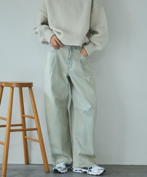 Doux archives（ドゥアルシーヴ）の「HANA TUCK CURVE TAPERED（デニムパンツ・レディース・ピンク/サックスブルー/ブルー・SMALL/MEDIUM）」の17枚目の写真