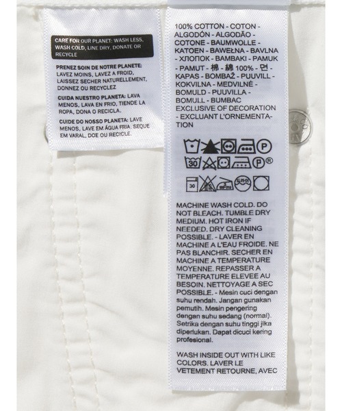 Levi's(リーバイス)の「Levi's/リーバイス RIBCAGE ショーツ ホワイト(デニムパンツ・レディース・ホワイト・23inch/24inch/25inch/26inch/27inch/28inch)」の15枚目の写真