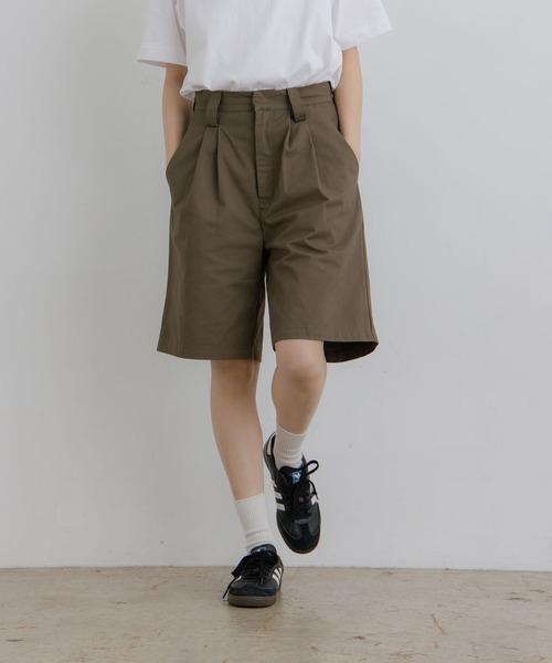 flaner（フラネ）の「Loose tack half pants / ルーズタックハーフパンツ（その他パンツ・レディース・ブラウン/ブラック・LARGE/MEDIUM/SMALL）」の3枚目の写真