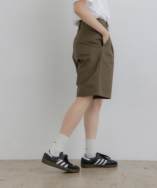 flaner（フラネ）の「Loose tack half pants / ルーズタックハーフパンツ（その他パンツ・レディース・ブラウン/ブラック・LARGE/MEDIUM/SMALL）」の10枚目の写真