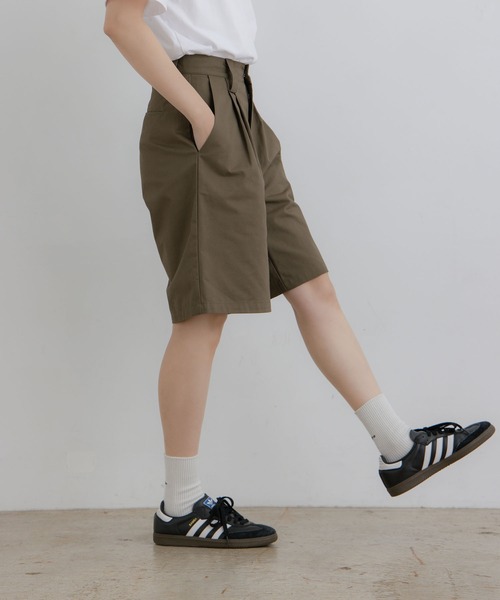 flaner（フラネ）の「Loose tack half pants / ルーズタックハーフパンツ（その他パンツ・レディース・ブラウン/ブラック・LARGE/MEDIUM/SMALL）」の11枚目の写真