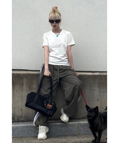 PRENDA(プレンダ)の「PRDA DENIM PATCH CREWNECK TEE WHITE(Tシャツ/カットソー・レディース・その他・FREE/S)」の5枚目の写真