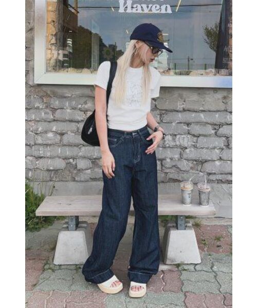PRENDA(プレンダ)の「PRDA DENIM PATCH CREWNECK TEE WHITE(Tシャツ/カットソー・レディース・その他・FREE/S)」の6枚目の写真