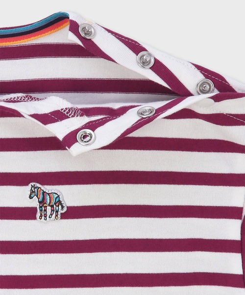 Paul Smith JUNIOR（ポールスミスジュニア）の「ジュニア スリーブロゴ Tシャツ / 893209 4161210（Tシャツ/カットソー・キッズ・ブルー/マジェンタ・100cm/110cm/120cm/130cm/140cm）」の8枚目の写真