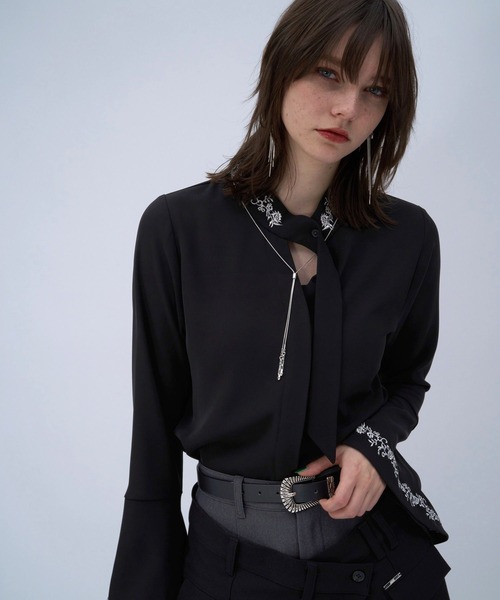 HARE(ハレ)の「タイツキシシュウブラウス(HARE)(シャツ/ブラウス・レディース・ホワイト/ブラック/グレー・FREE)」の14枚目の写真