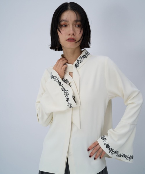 HARE(ハレ)の「タイツキシシュウブラウス(HARE)(シャツ/ブラウス・レディース・ホワイト/ブラック/グレー・FREE)」の17枚目の写真